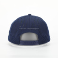 Пользовательские мужчины 5 панелей темно-синий синий вышивка логотип перфорированная лазерная резки отверстие пробуренная бейсбольная шляпа, водонепроницаемая спортивная крышка